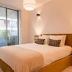Jardim Da Gloria - T3 De Luxe Dans Prive - Luxury 3-bedroom In Private Apartment Lisbon