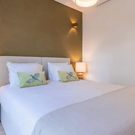 Jardim Da Gloria - T3 De Luxe Dans Prive - Luxury 3-bedroom In Private