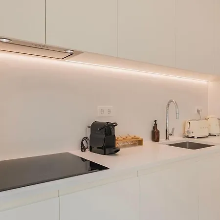 Jardim Da Gloria - T3 De Luxe Dans Prive - Luxury 3-bedroom In Private *