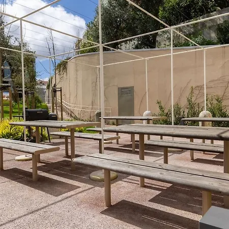 Jardim Da Gloria - T3 De Luxe Dans Prive - Luxury 3-bedroom In Private Apartman